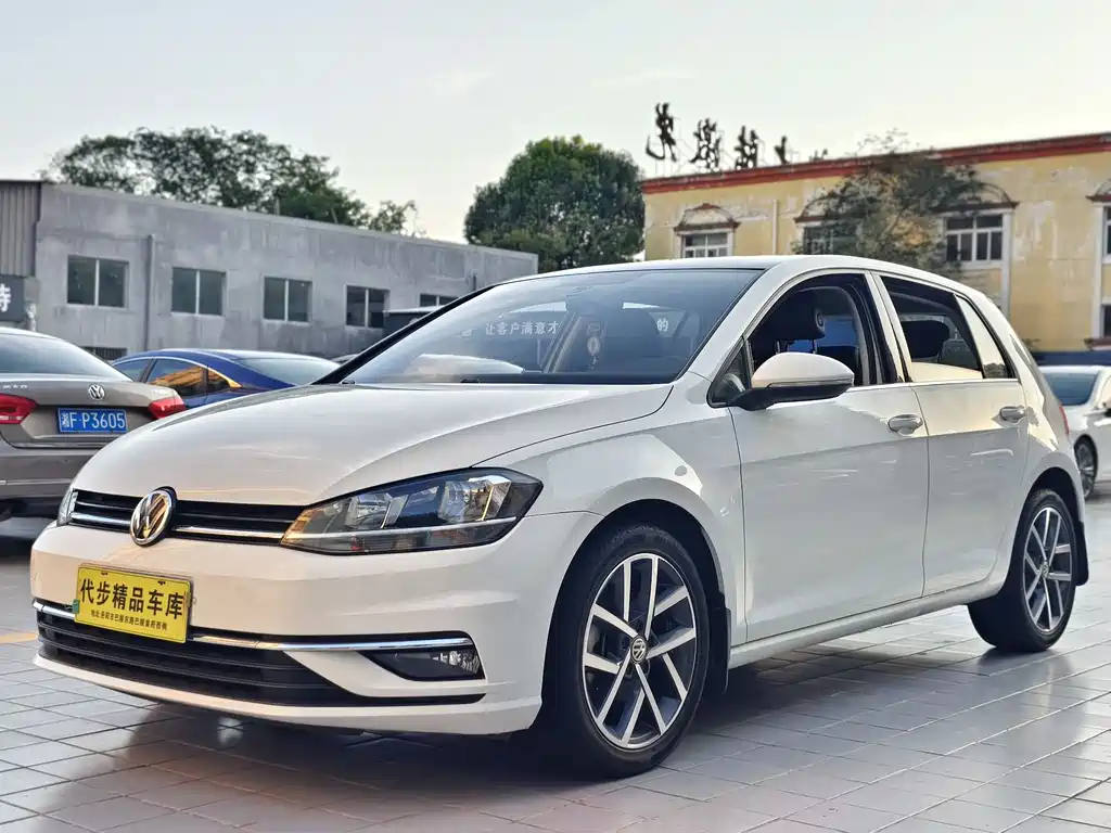Volkswagen Golf 2020