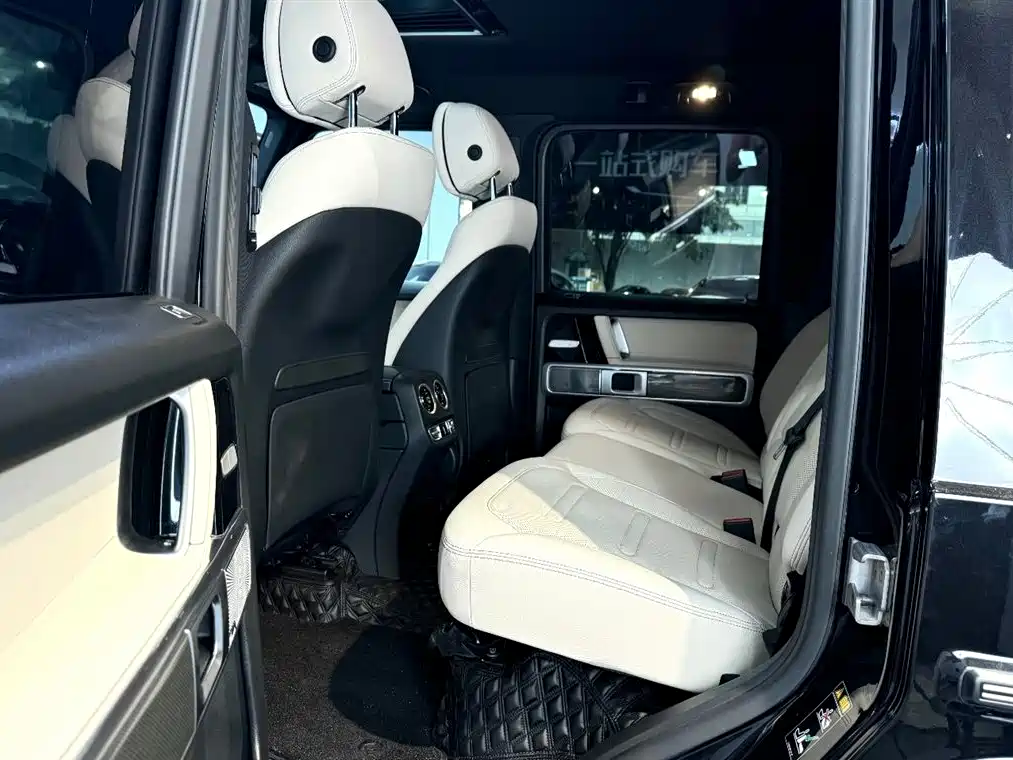 Mercedes-Benz G-Class 2018 — фото 10