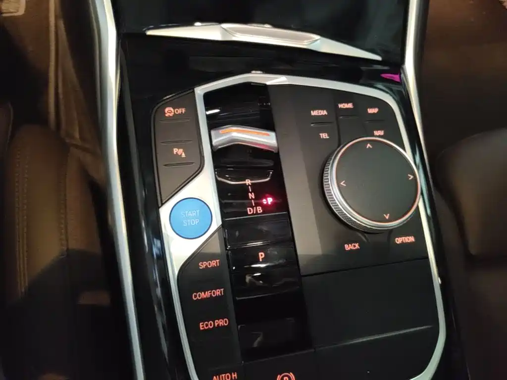BMW i3 2024 — фото 14