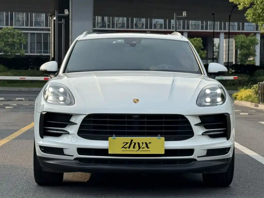 Porsche Macan 2020 — фото 2