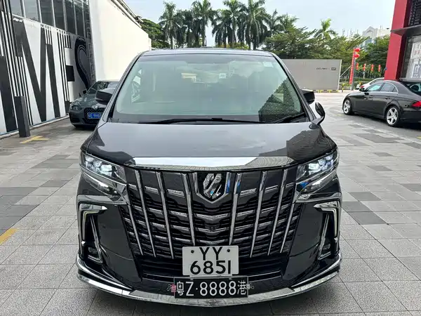 Toyota Alphard 2015