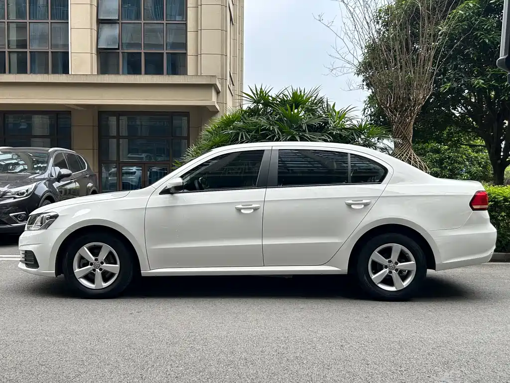 Volkswagen Lavida 2022