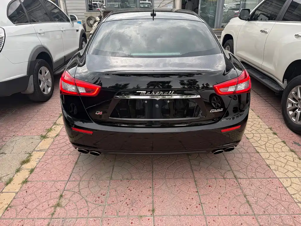 Maserati Ghibli 2016 — фото 15