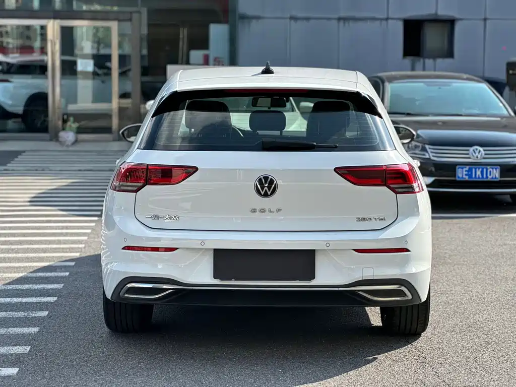 Volkswagen Golf 2022