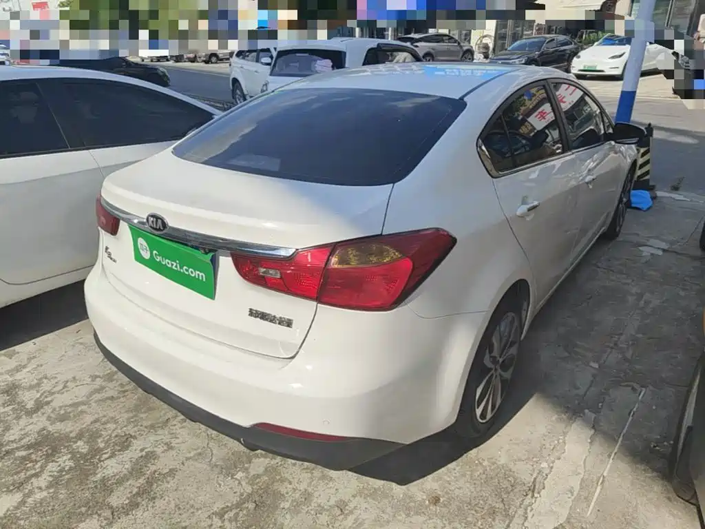 Kia K3 2015