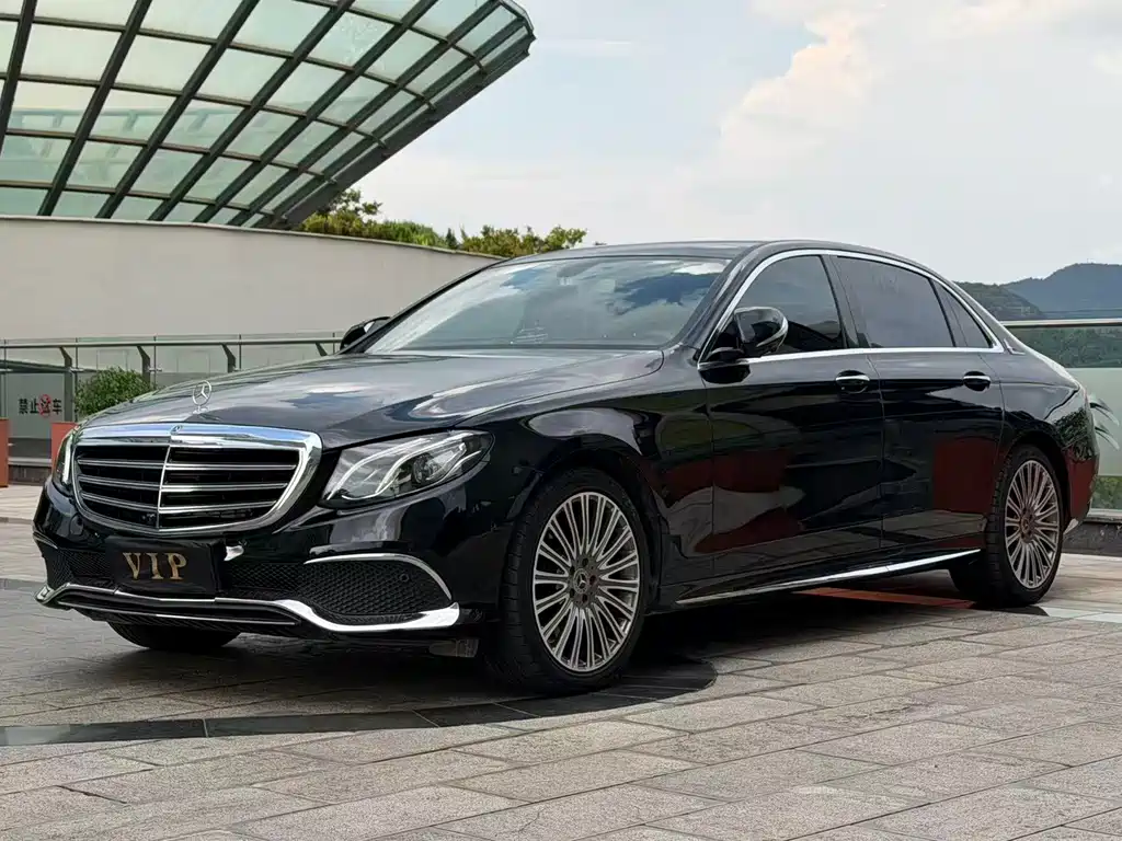 Mercedes-Benz E-Class 2019 — фото 1