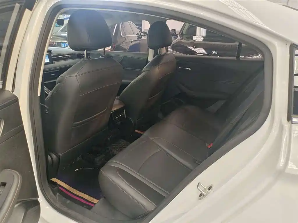 Roewe i5 2024