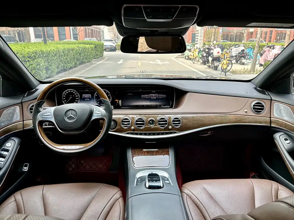 Mercedes-Benz S-Class 2015 — фото 12