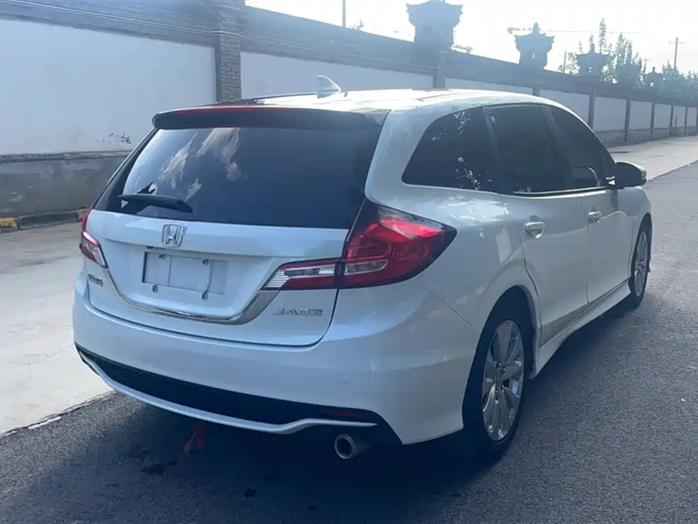 Honda Jade 2018 — фото 7