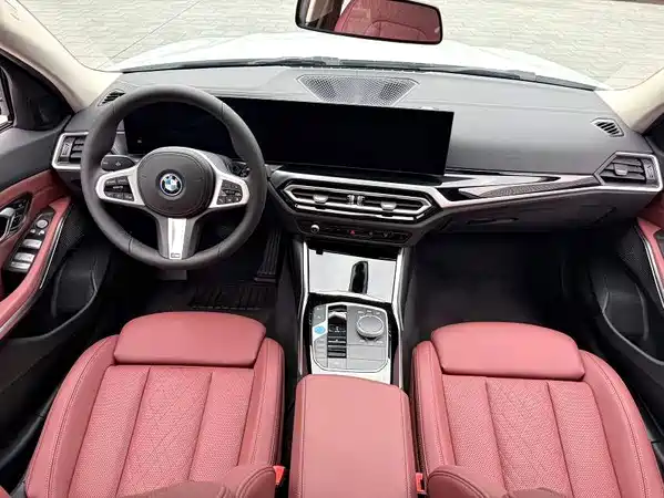 BMW i3 2023