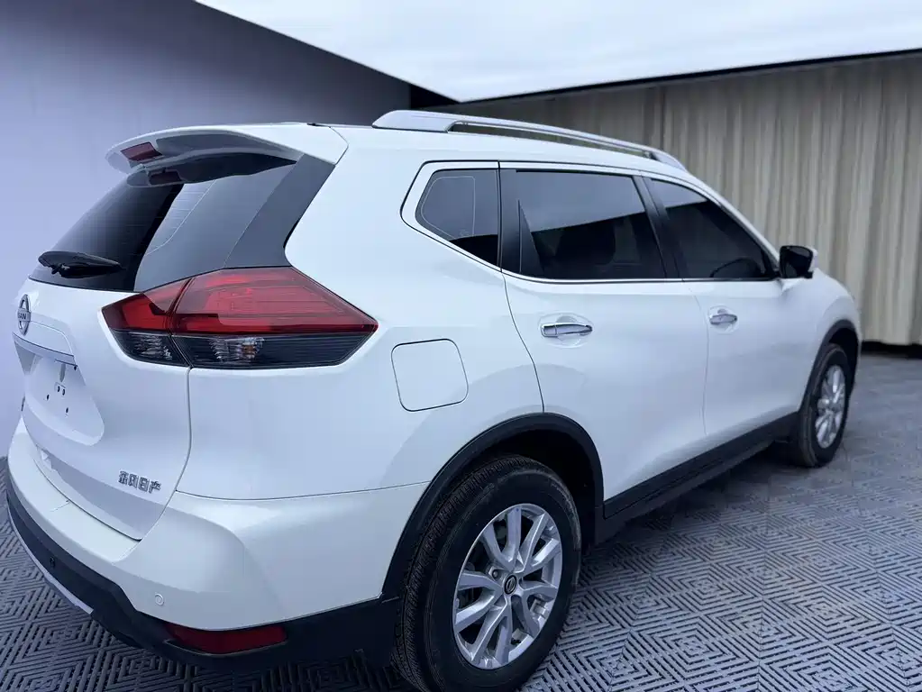 Nissan X-Trail 2023 — фото 9