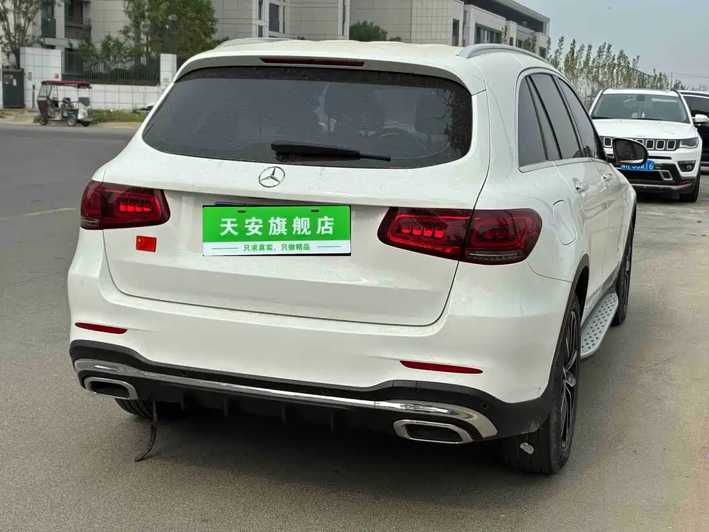 Mercedes-Benz GLC 2021 — фото 13