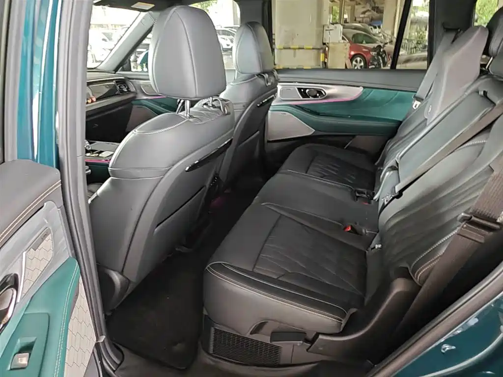GAC Motor Trumpchi GS8 2023 — фото 17