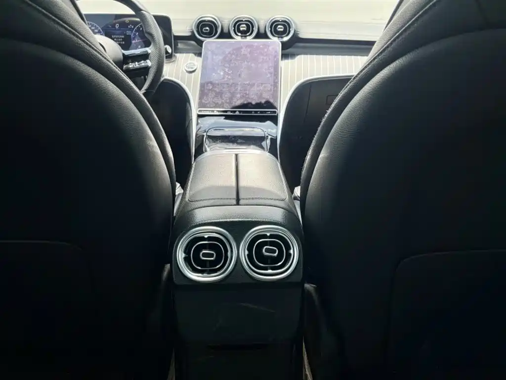 Mercedes-Benz C-Class 2022 — фото 9