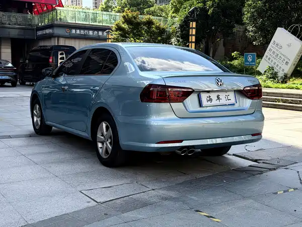 Volkswagen Lavida 2014