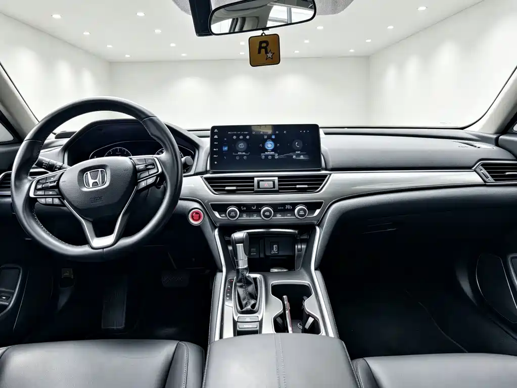 Honda Accord 2022 — фото 8