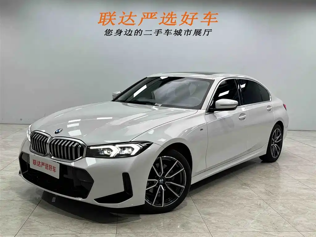 BMW 3 Series 2023 — фото 1