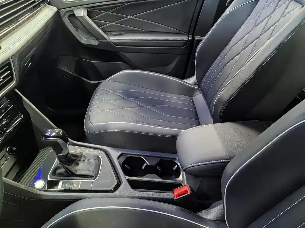 Volkswagen Tiguan L 2024