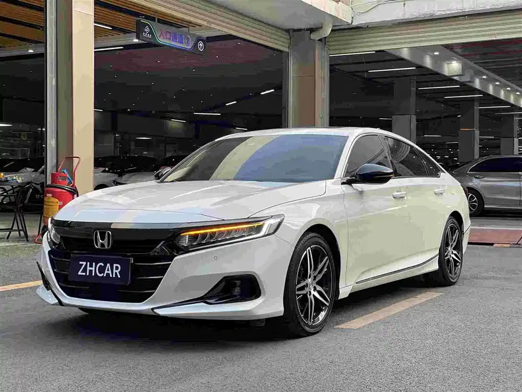 Honda Accord 2022 — фото 1