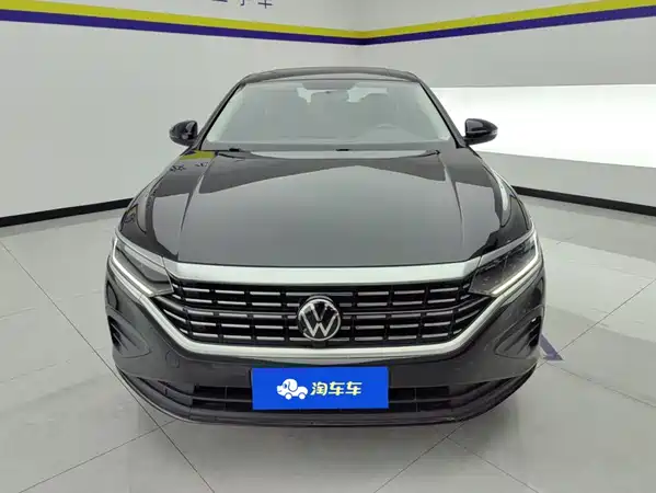 Volkswagen Passat 2024