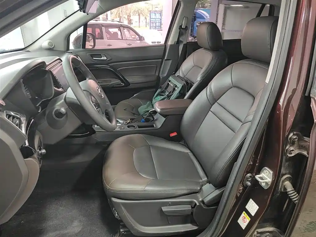 GAC Motor Trumpchi GS4 2018 — фото 15