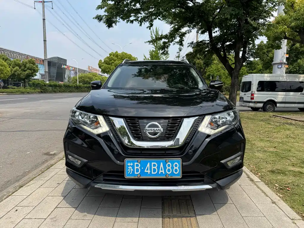 Nissan X-Trail 2018 — фото 2