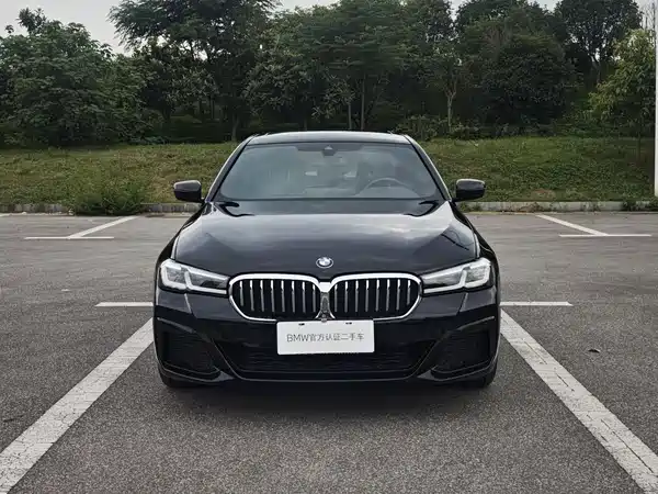 BMW 5 Series 2023