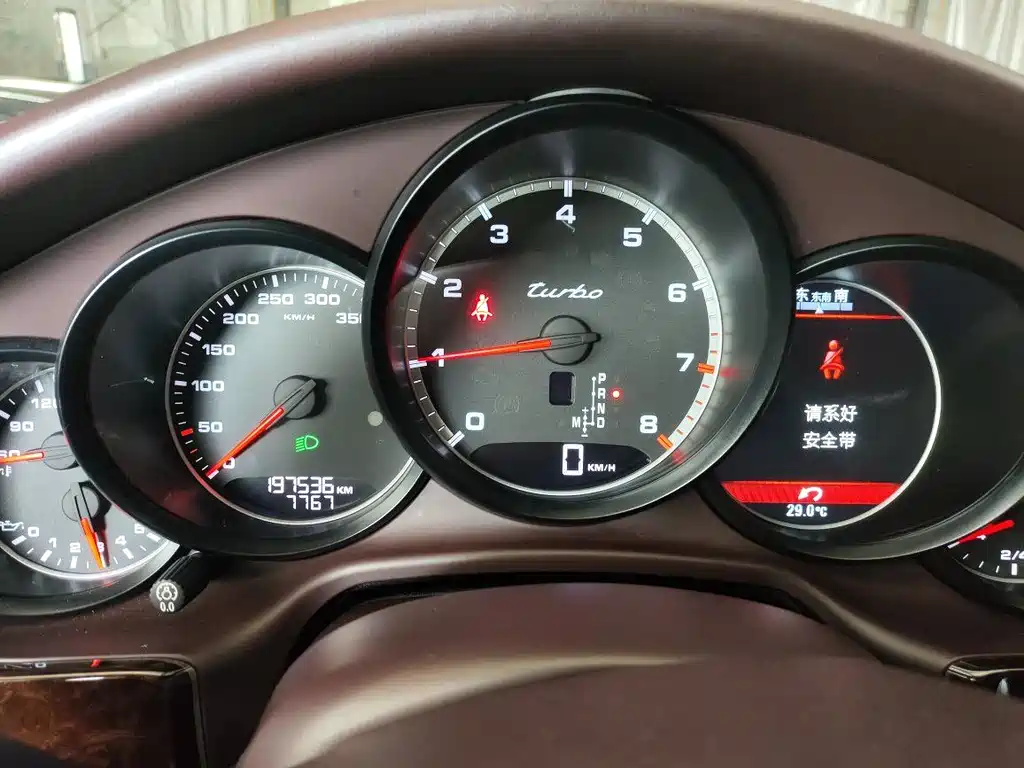 Porsche Panamera 2015 — фото 9