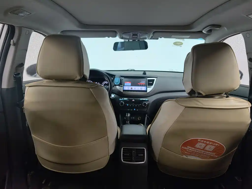 Hyundai Tucson 2016 — фото 12