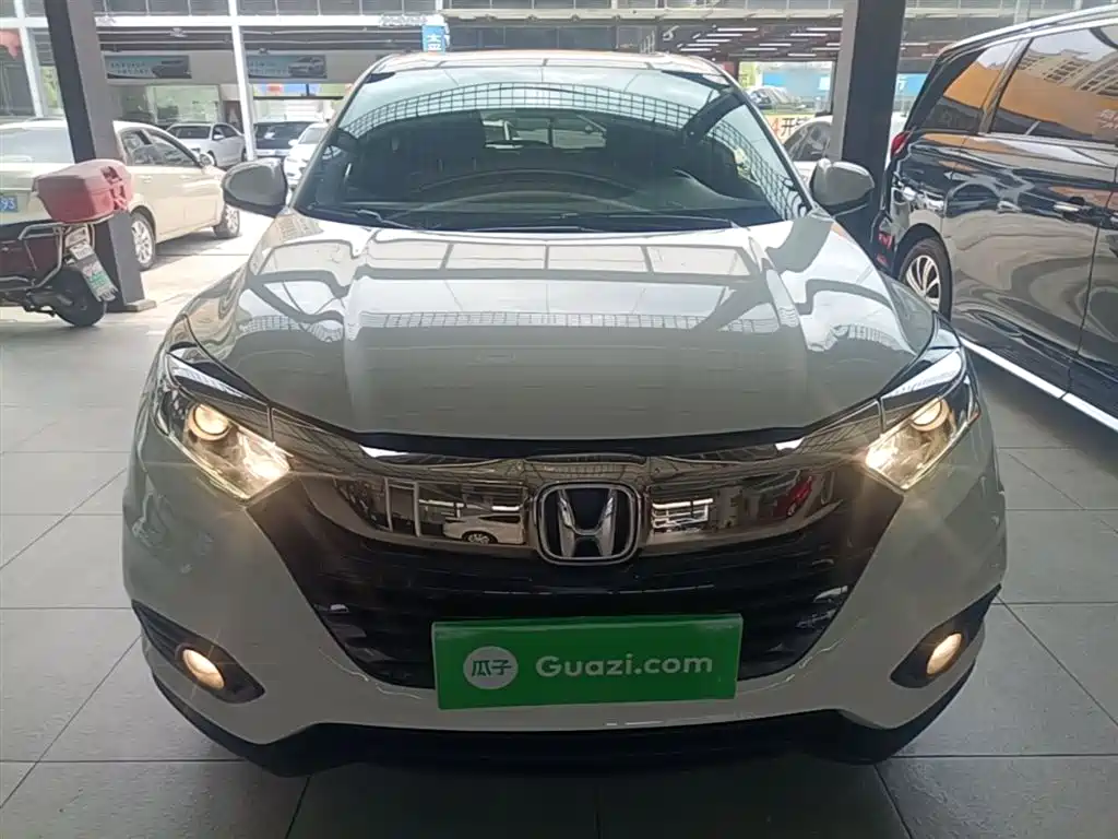 Honda Vezel 2021 — фото 3