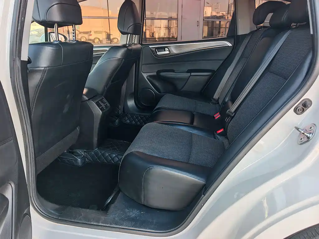 Honda Jade 2017 — фото 10