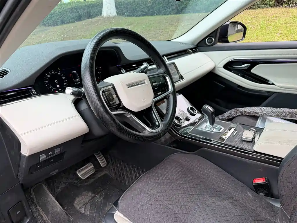 Land Rover Evoque 2022 — фото 7