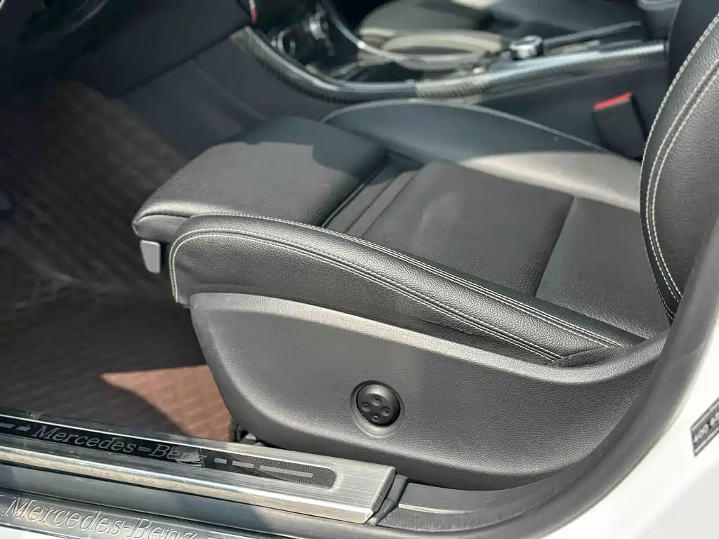 Mercedes-Benz GLA 2018 — фото 10