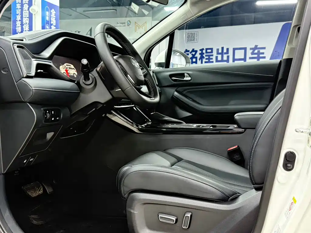 GAC Trumpchi GS4 2022 — фото 16