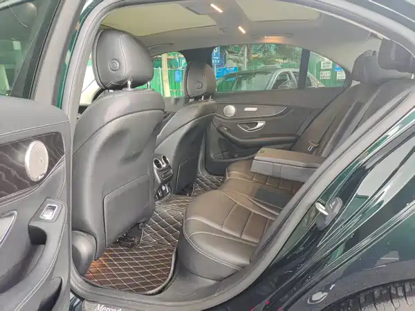 Mercedes-Benz C-Class 2020