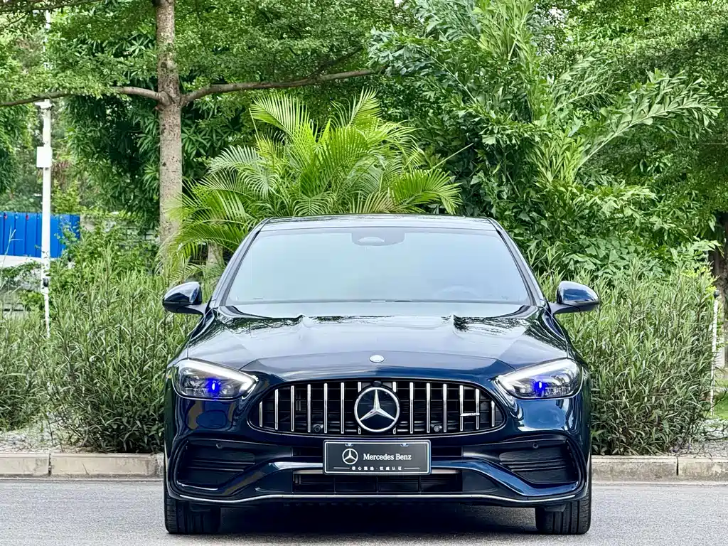 Mercedes-Benz C-Class 2023 — фото 2