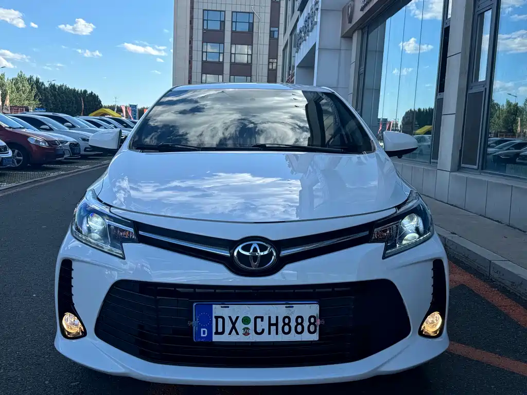 Toyota Vios 2022 — фото 2