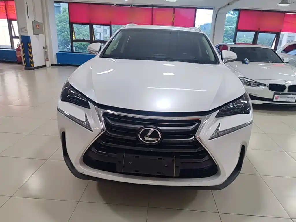 Lexus NX 2017 — фото 3
