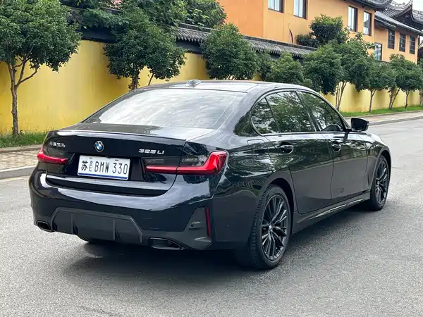 BMW 3 Series 2023