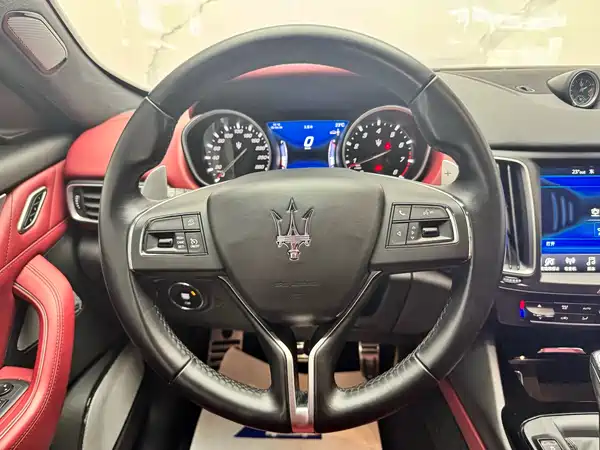 Maserati Levante 2021
