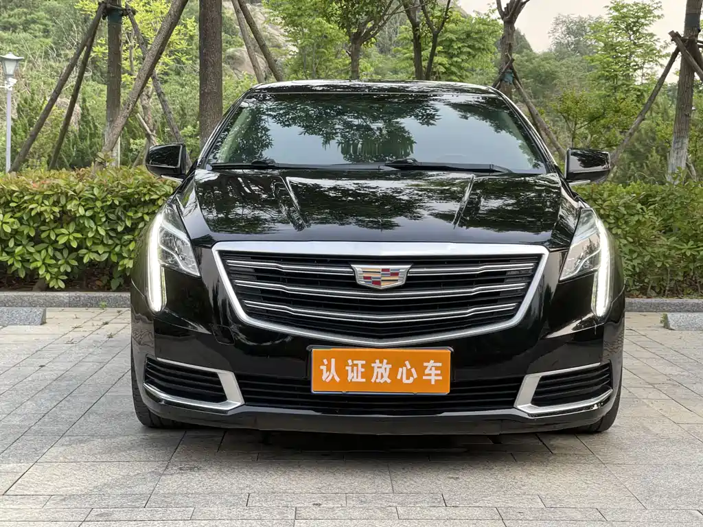 Cadillac XTS 2018 — фото 2