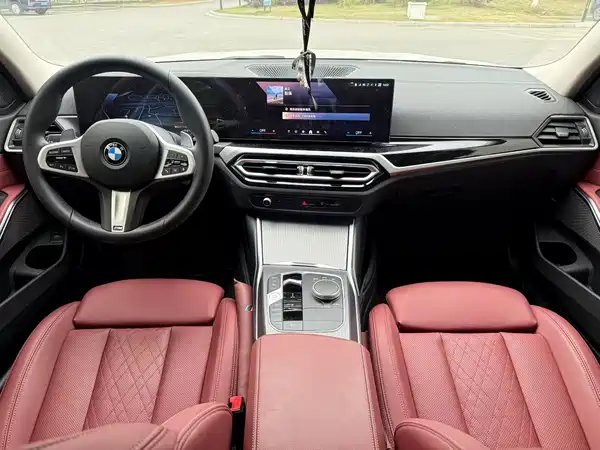 BMW 3 Series 2024