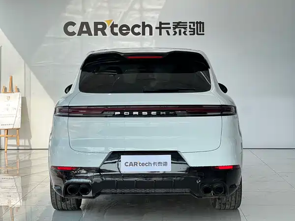 Porsche Cayenne 2011