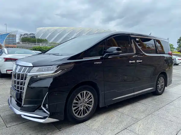 Toyota Alphard 2021