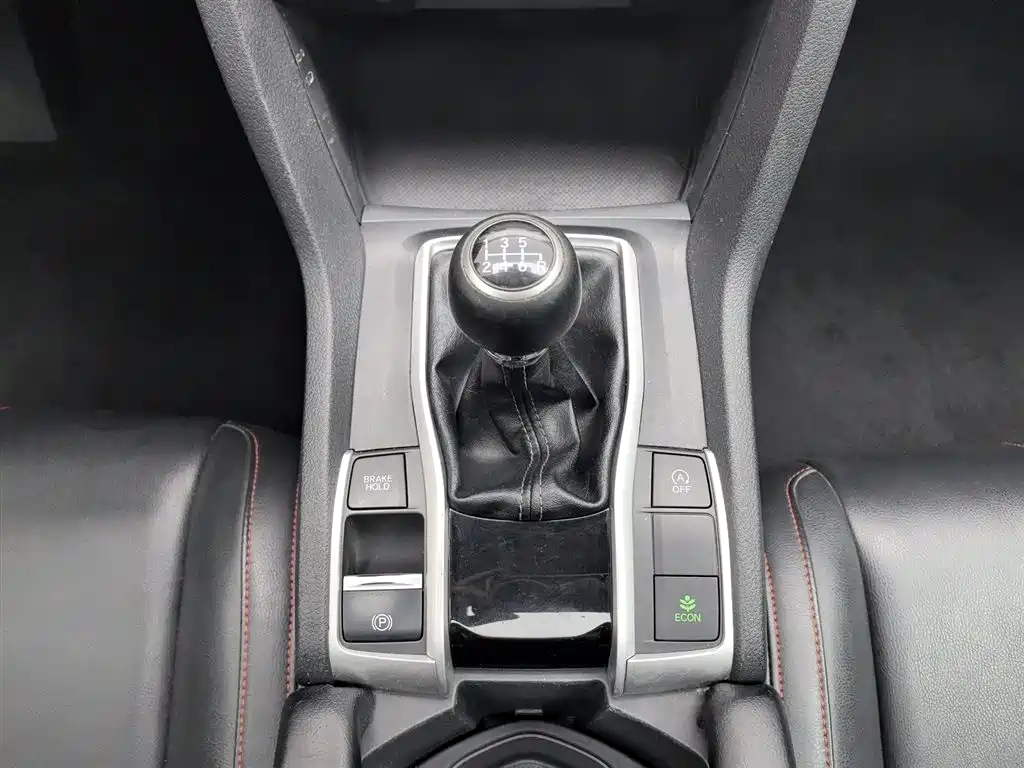 Honda Civic 2018 — фото 13