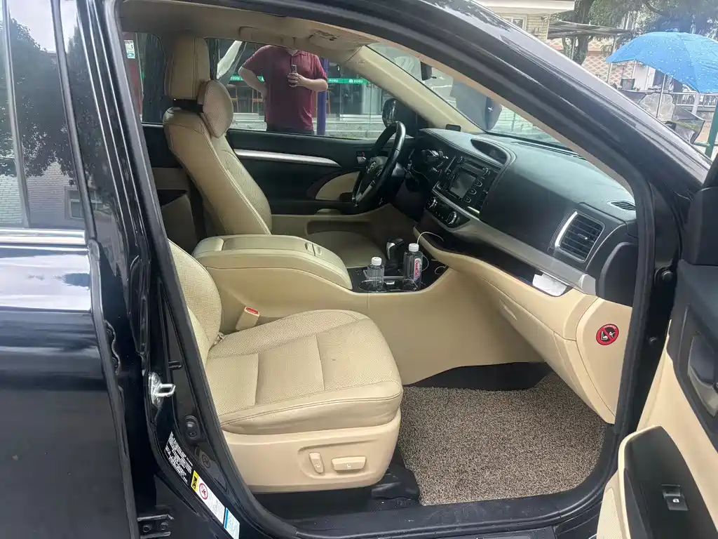 Toyota Highlander 2017