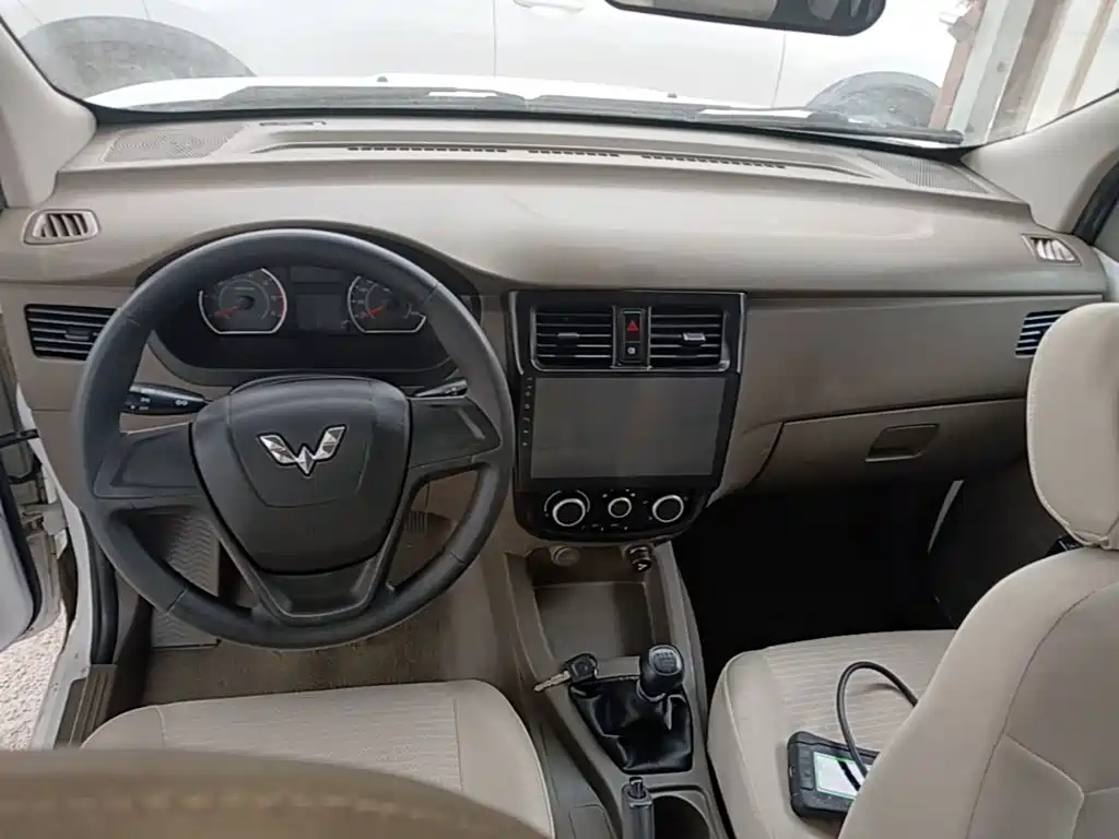 Wuling Rongguang V 2020 — фото 10