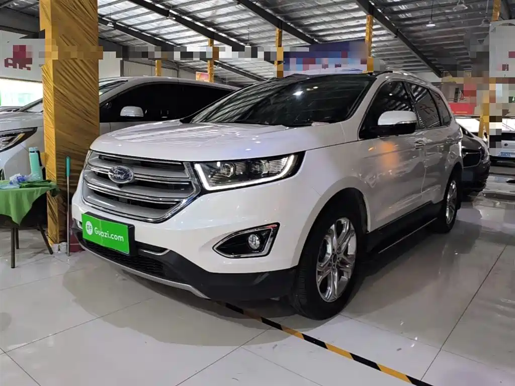 Ford Edge 2018 — фото 1