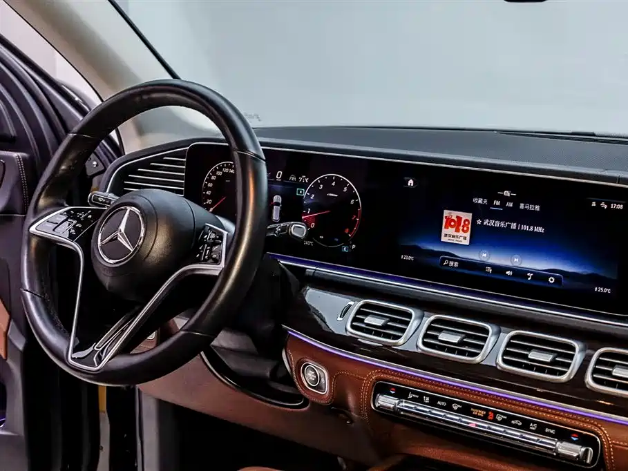 Mercedes-Benz GLE 2023 — фото 17