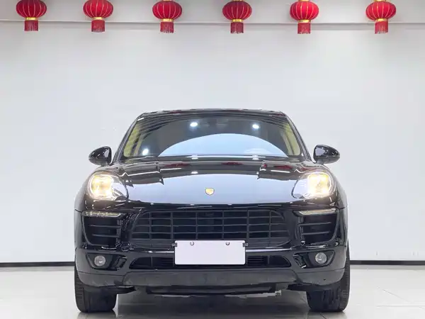 Porsche Macan 2014